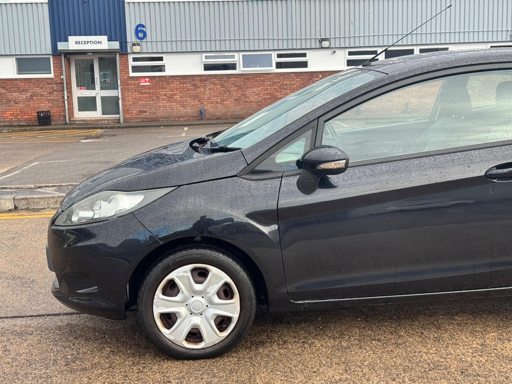 Ford Fiesta view 8