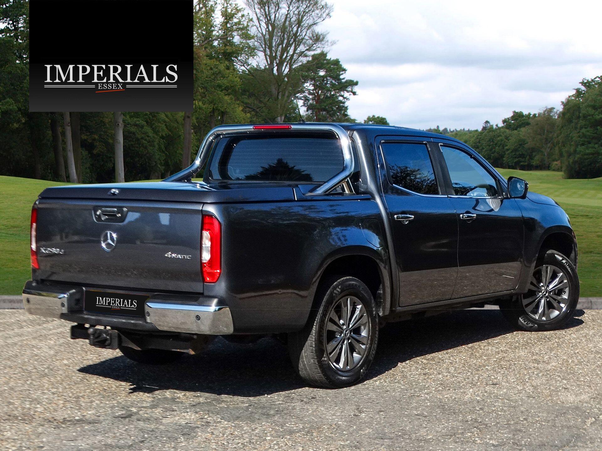 Mercedes-Benz X Class view 4