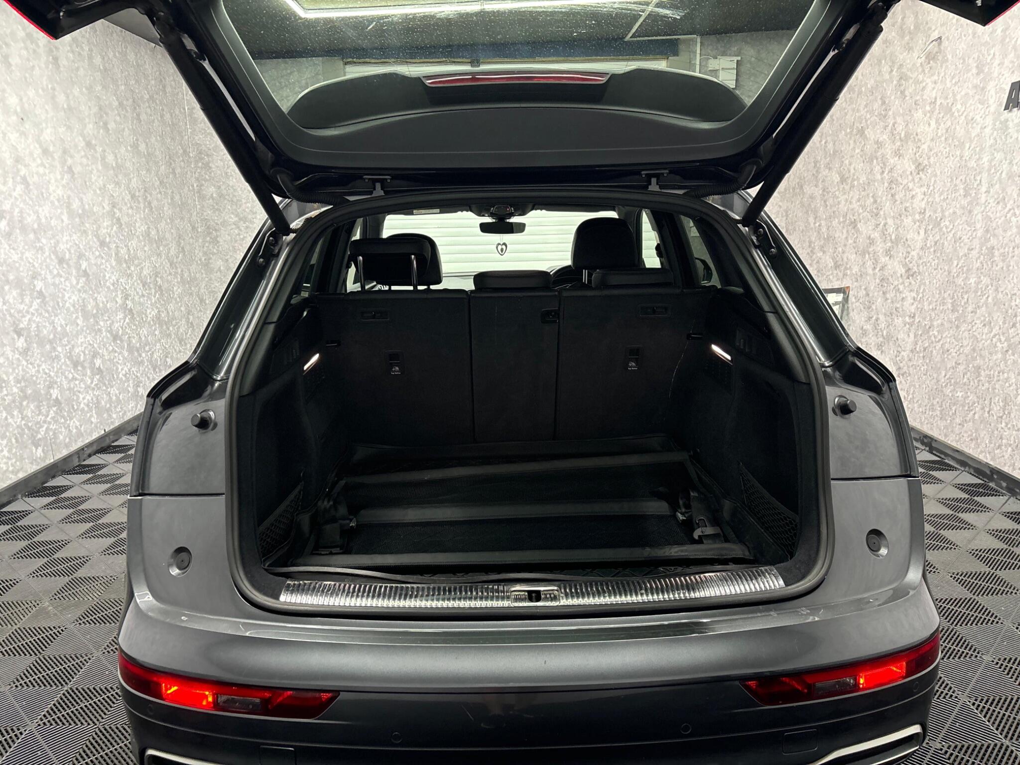 Audi Q5 view 35