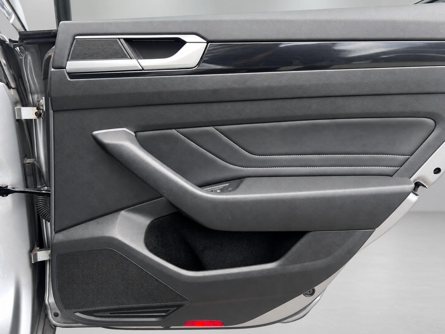 Volkswagen Arteon view 31