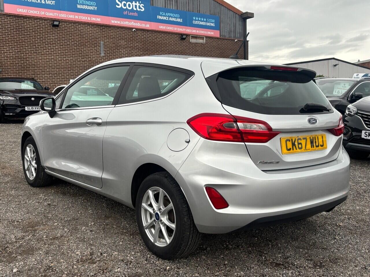 Ford Fiesta view 5