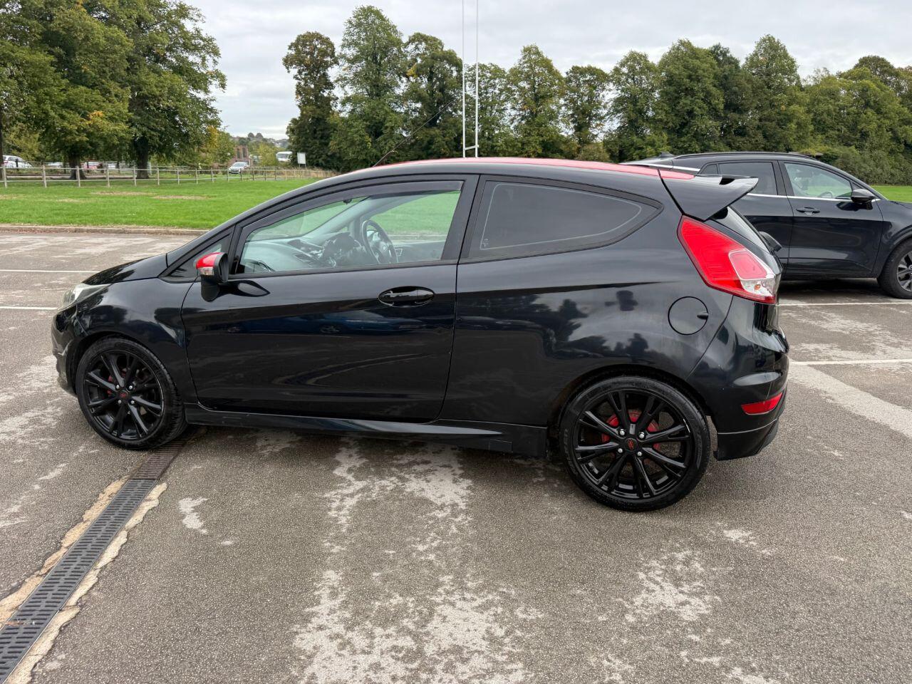 Ford Fiesta view 7