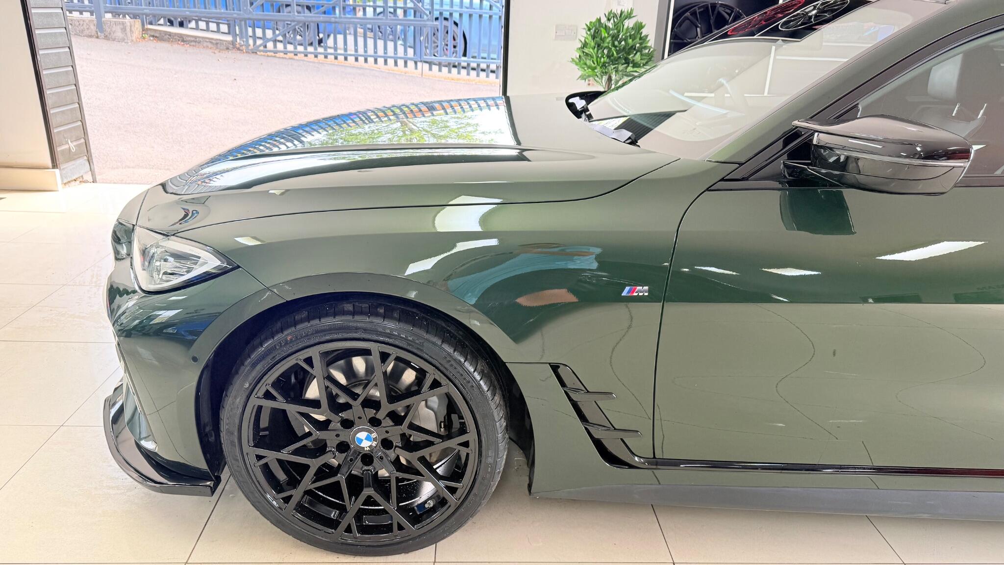 BMW I4 view 37