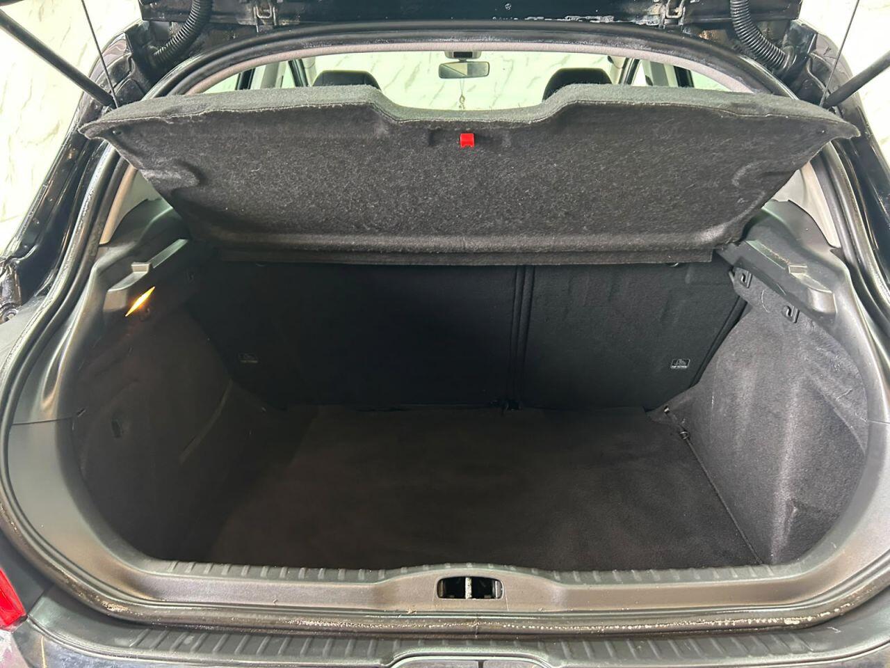 Peugeot 308 view 21