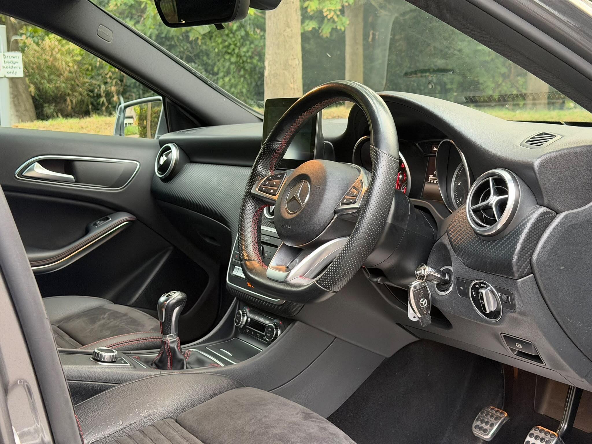 Mercedes-Benz A-Class view 12