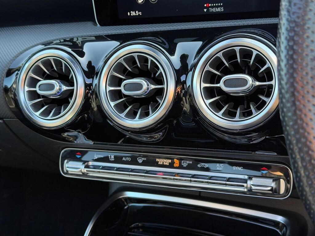 Mercedes-Benz A-Class view 39