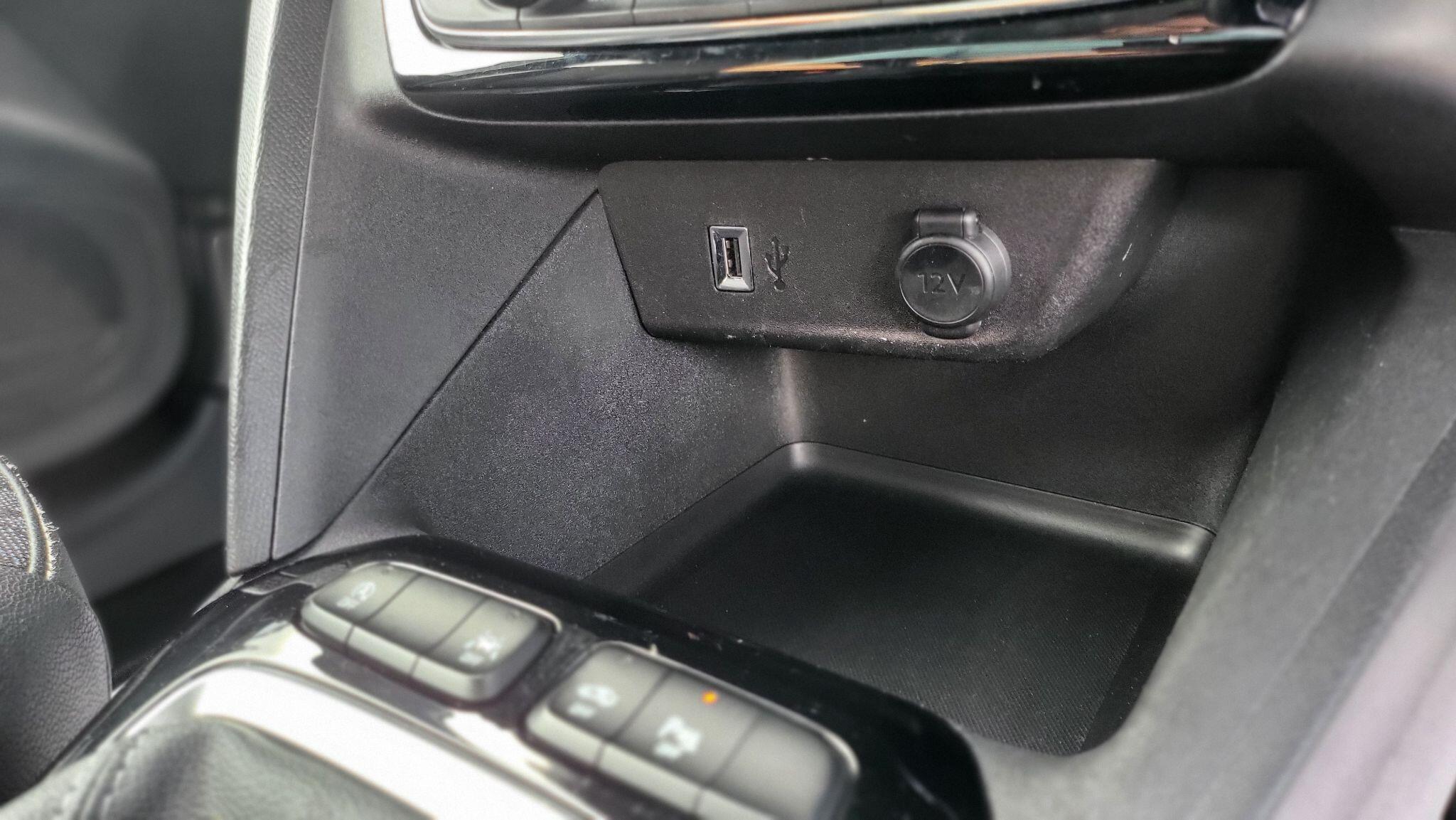 Vauxhall Corsa view 21
