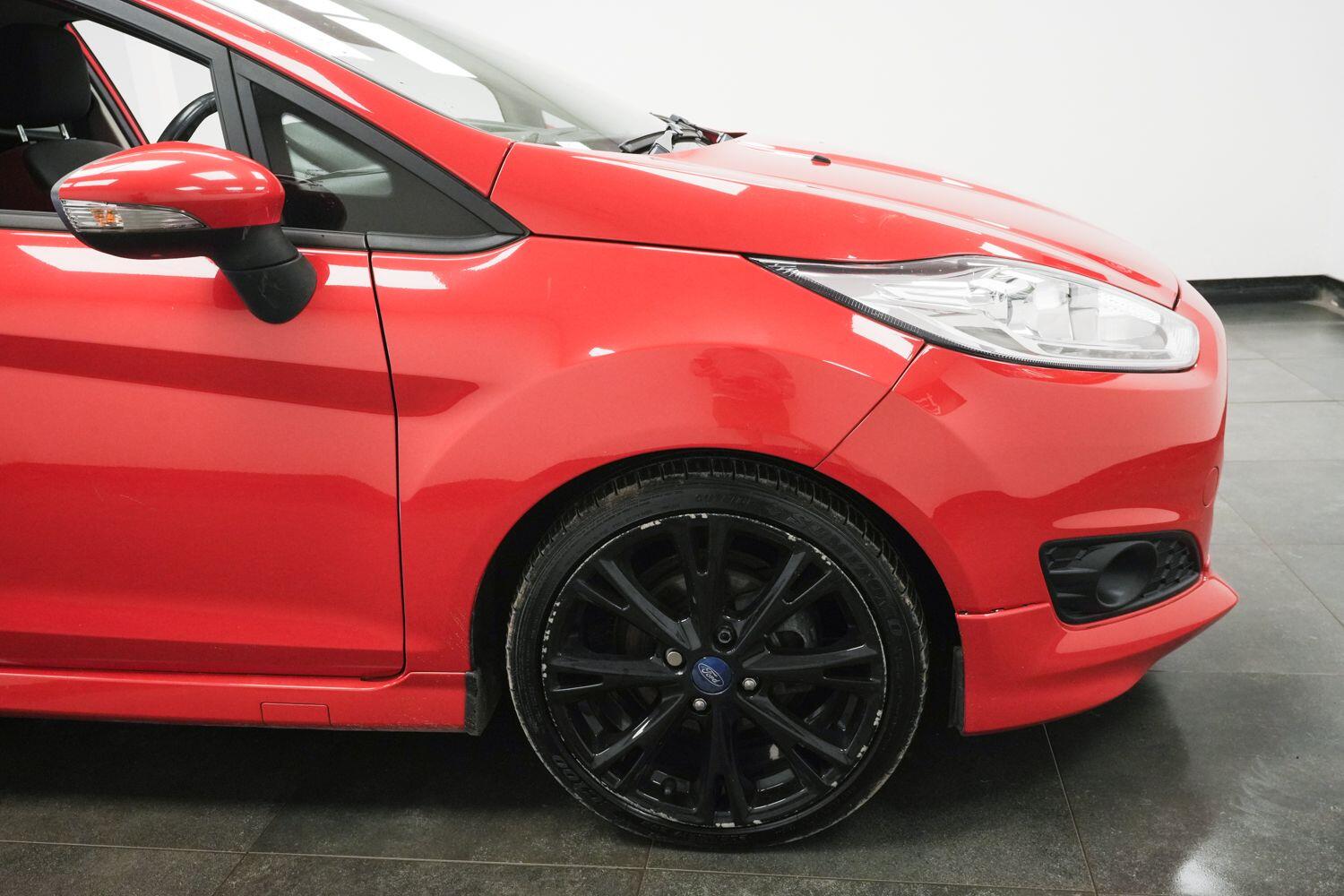 Ford Fiesta view 5