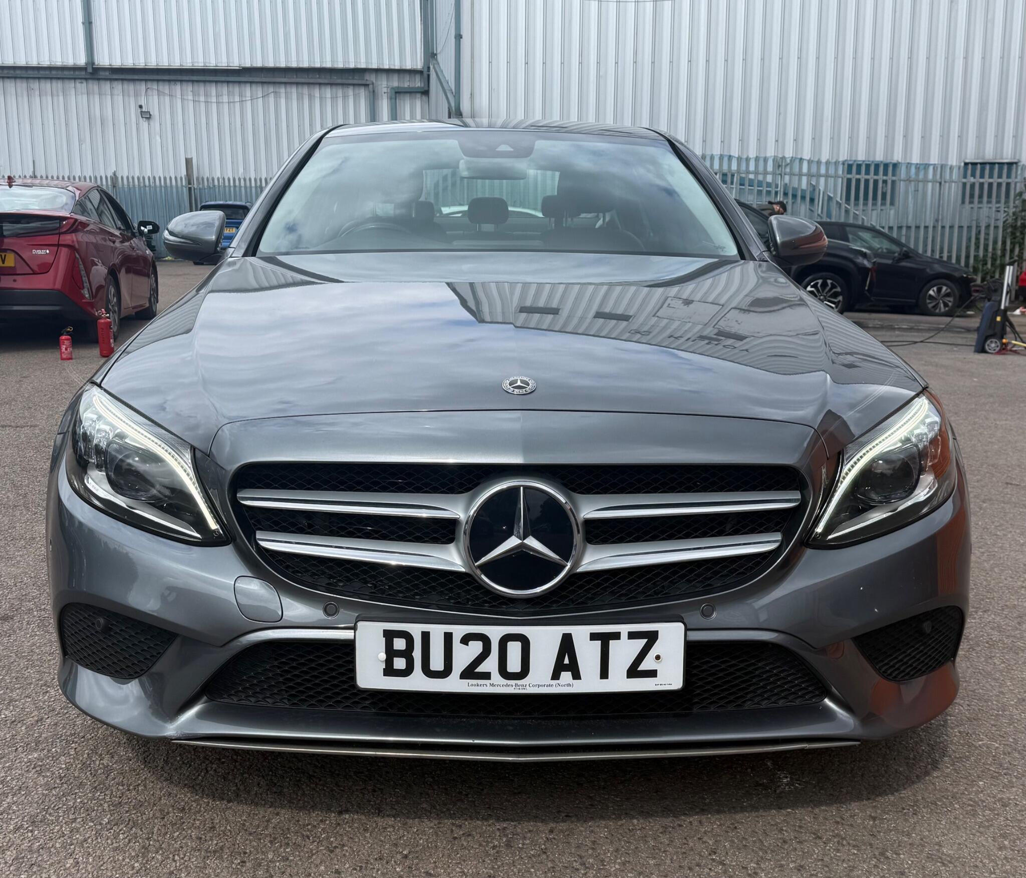 Mercedes-Benz C Class view 5