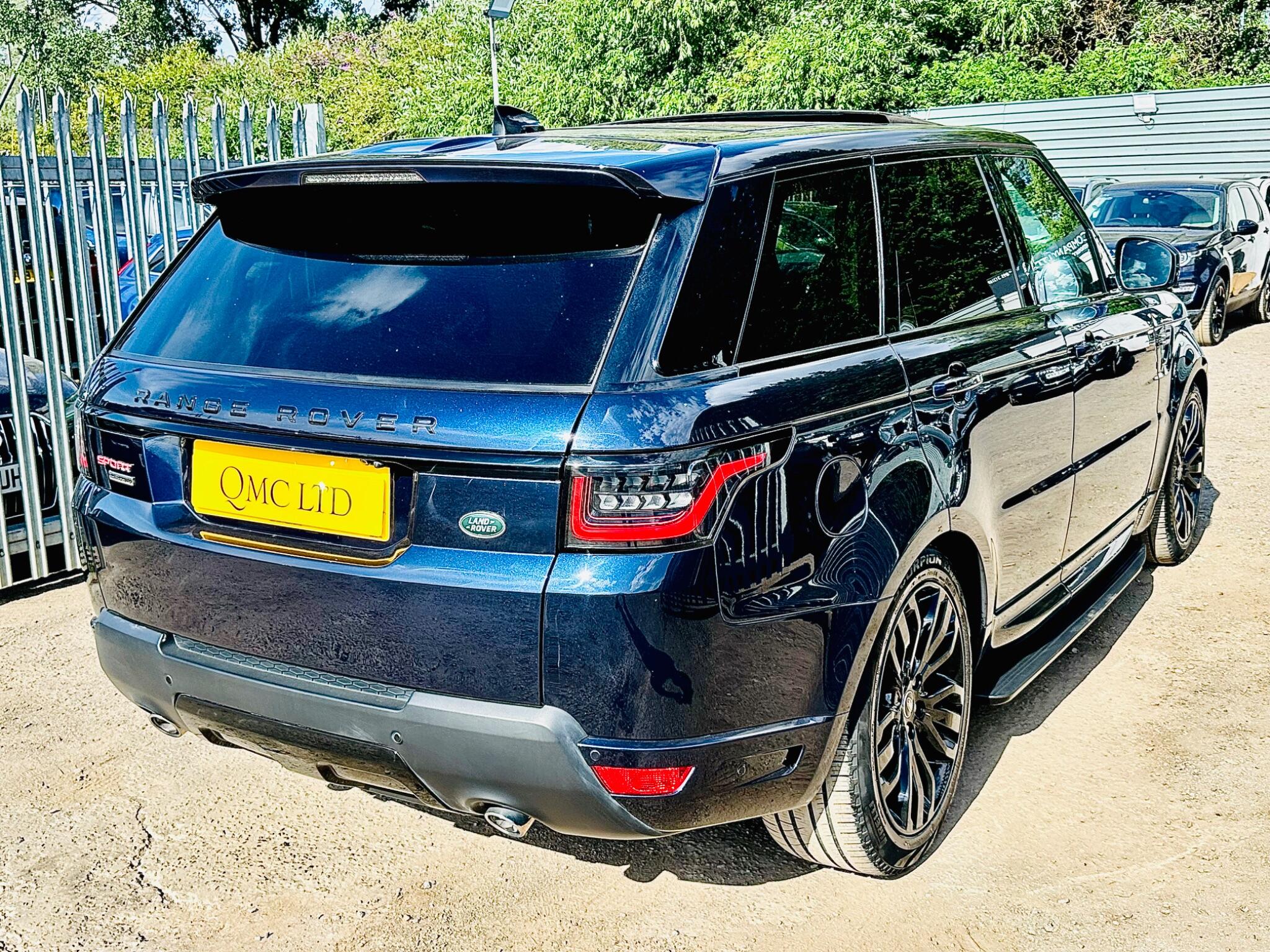 Land Rover Range Rover Sport view 8