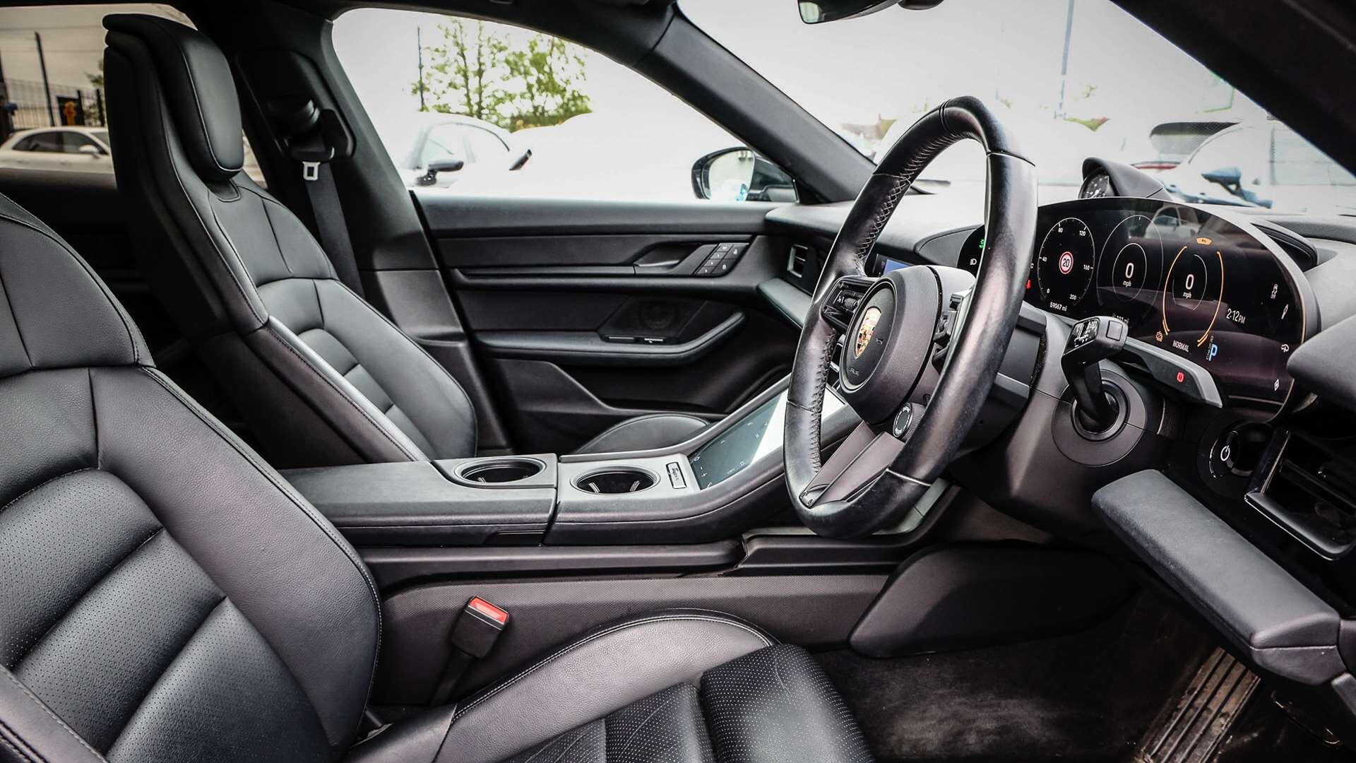 Porsche Taycan view 12