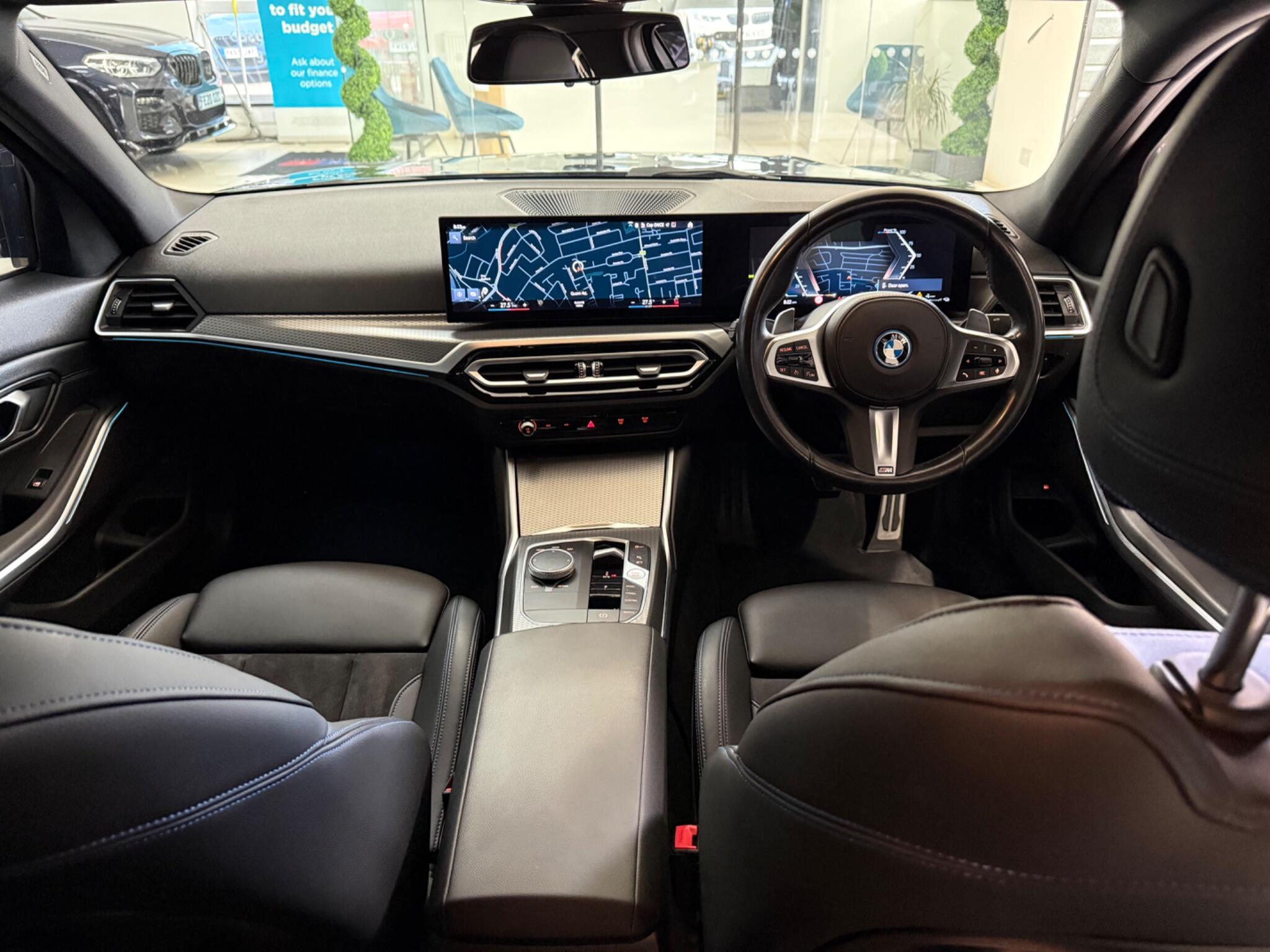 BMW 3 Series view 7