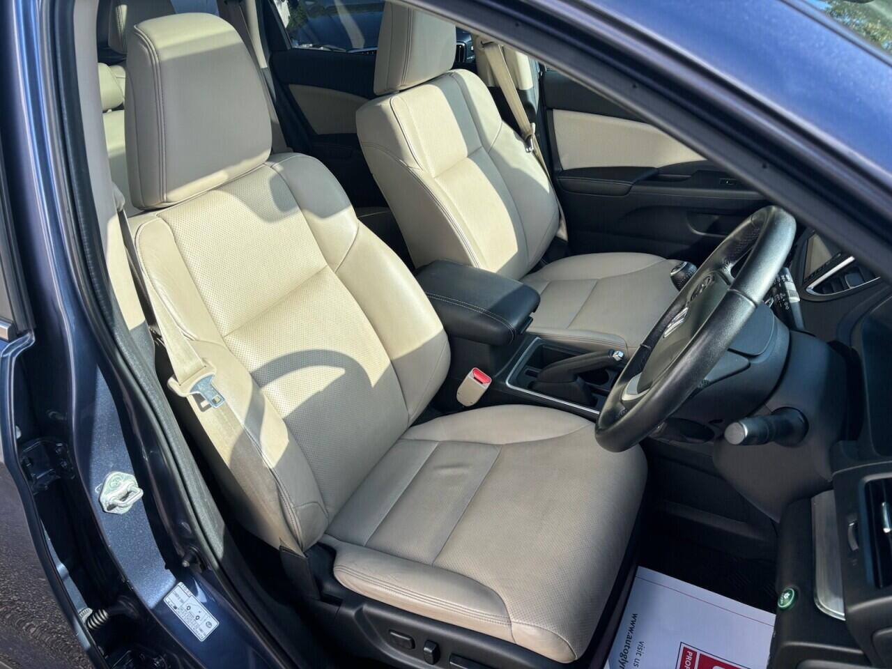 Honda CR-V view 12