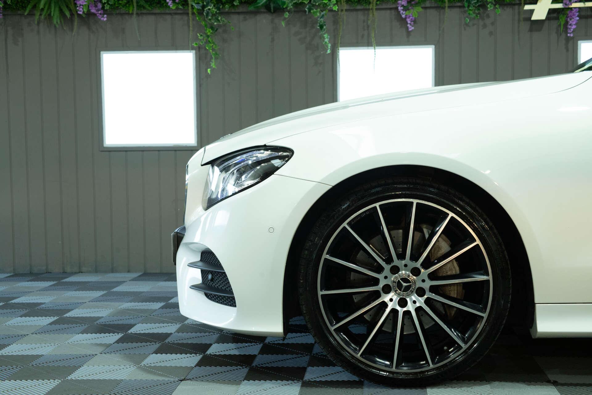 Mercedes-Benz E-Class view 7