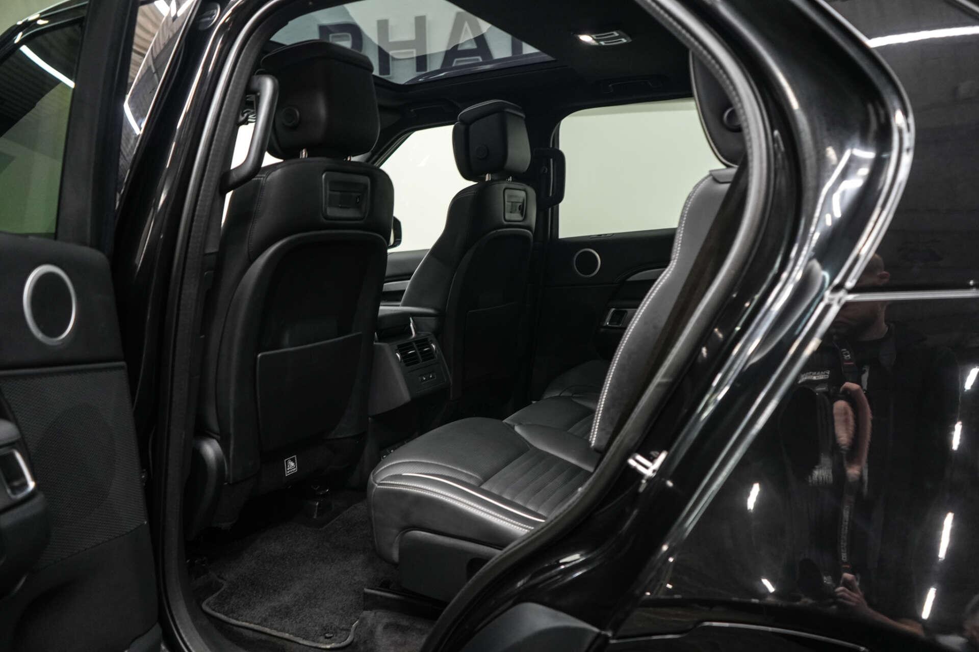 Land Rover Discovery view 28