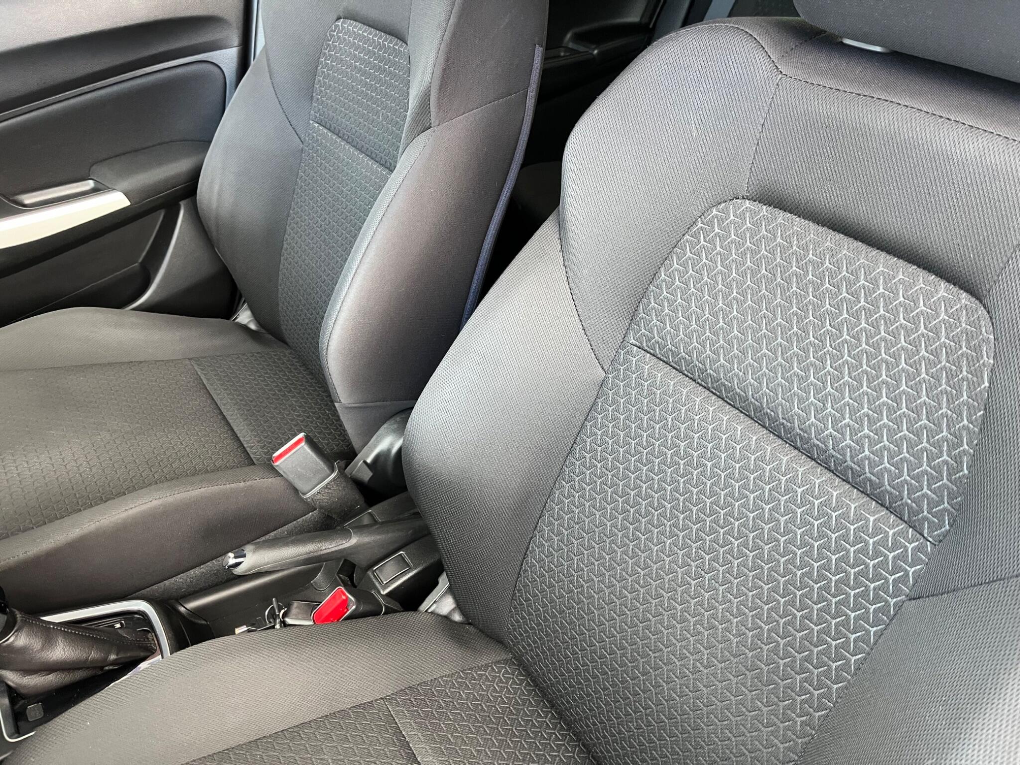 Suzuki Swift view 64