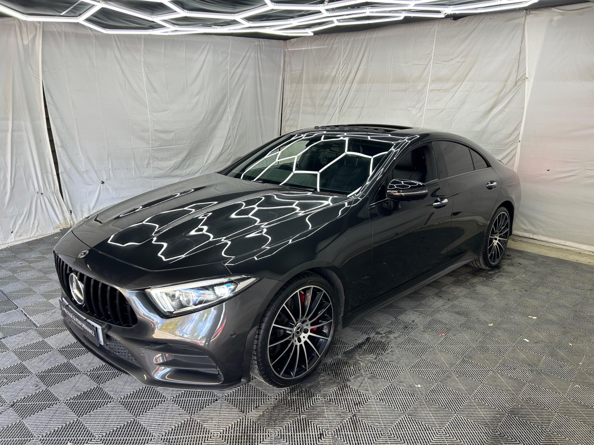 Mercedes-Benz CLS view 3