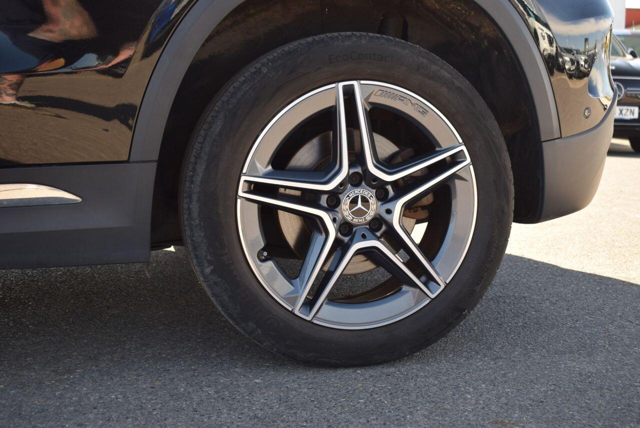 Mercedes-Benz Gla view 15