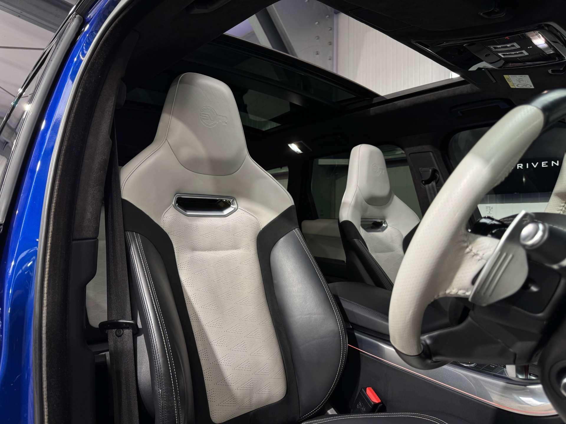 Land Rover Range Rover Sport view 15