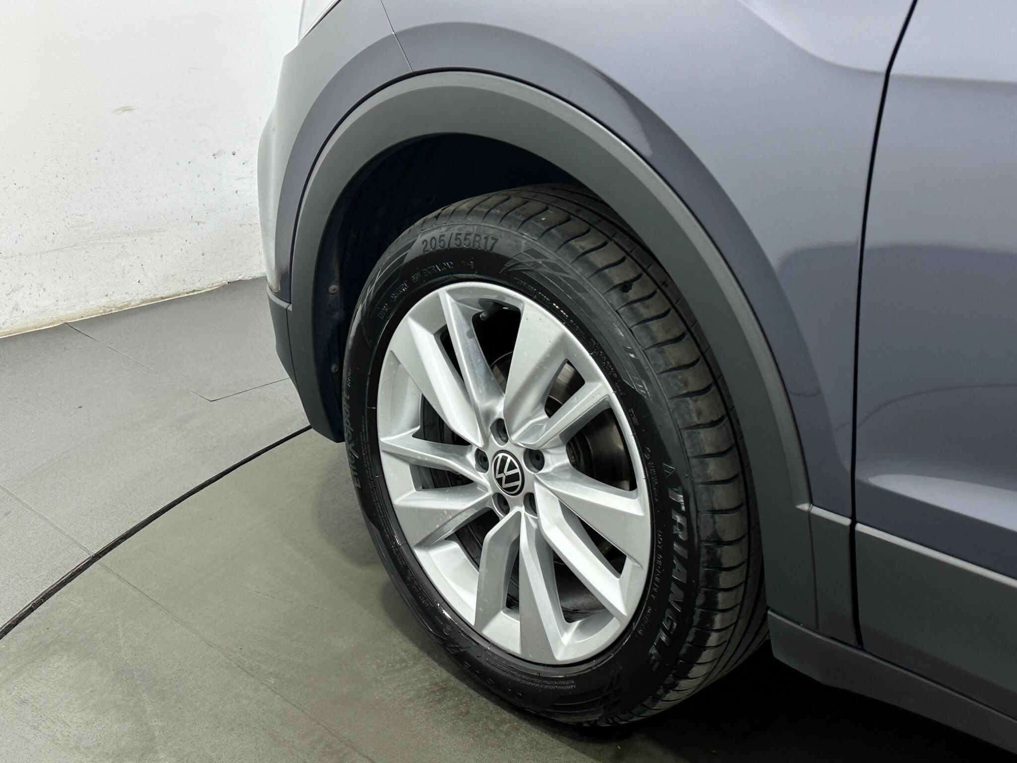 Volkswagen T-Cross view 47