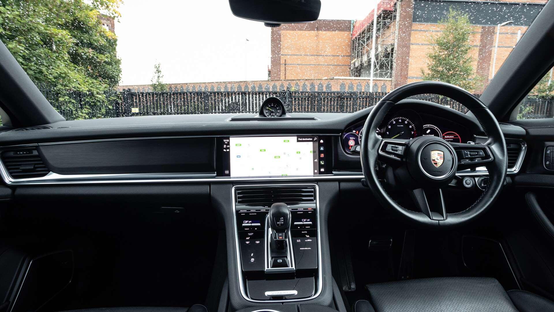 Porsche Panamera view 13