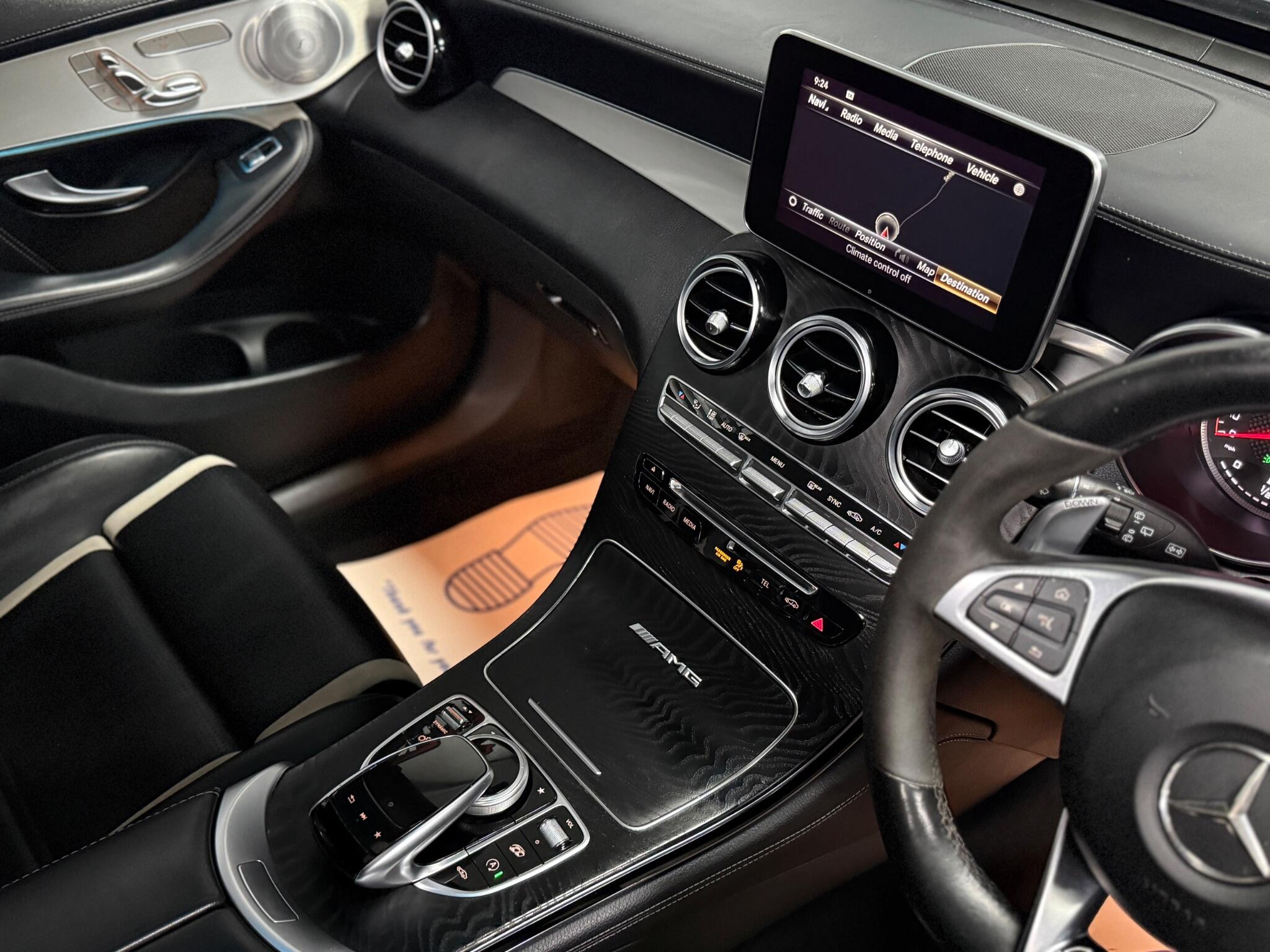 Mercedes-Benz GLC view 16