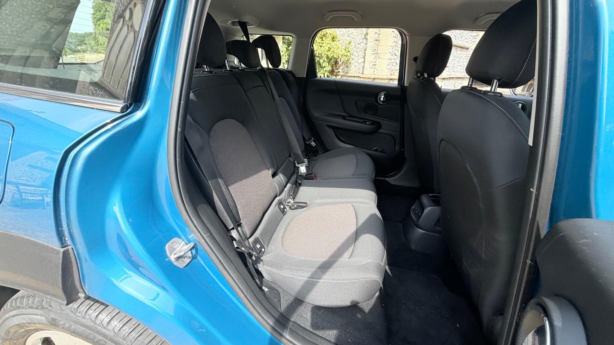 Mini Countryman view 38