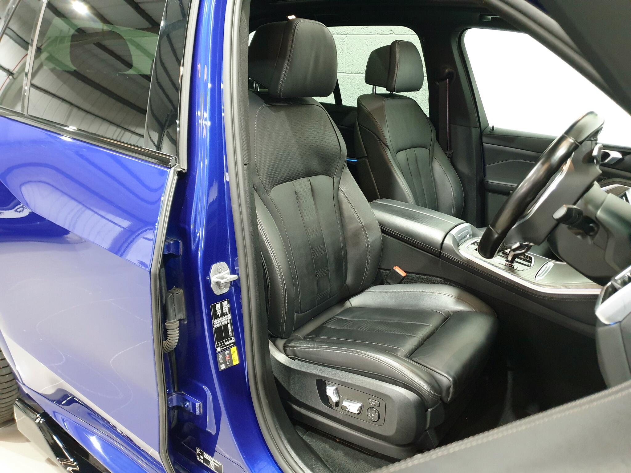 BMW X5 view 45