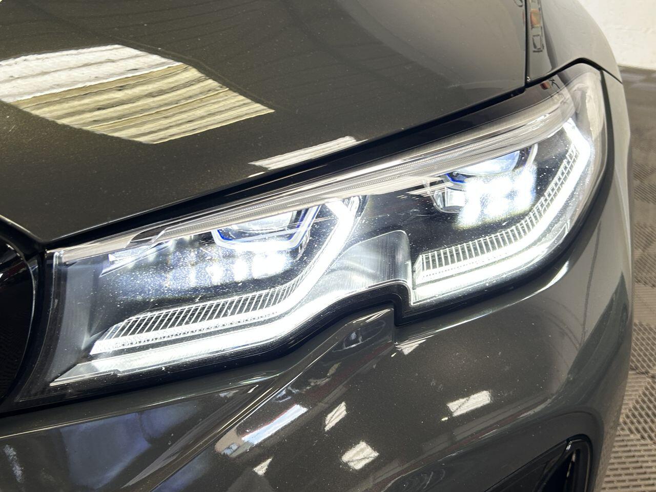 BMW 3 Series view 19