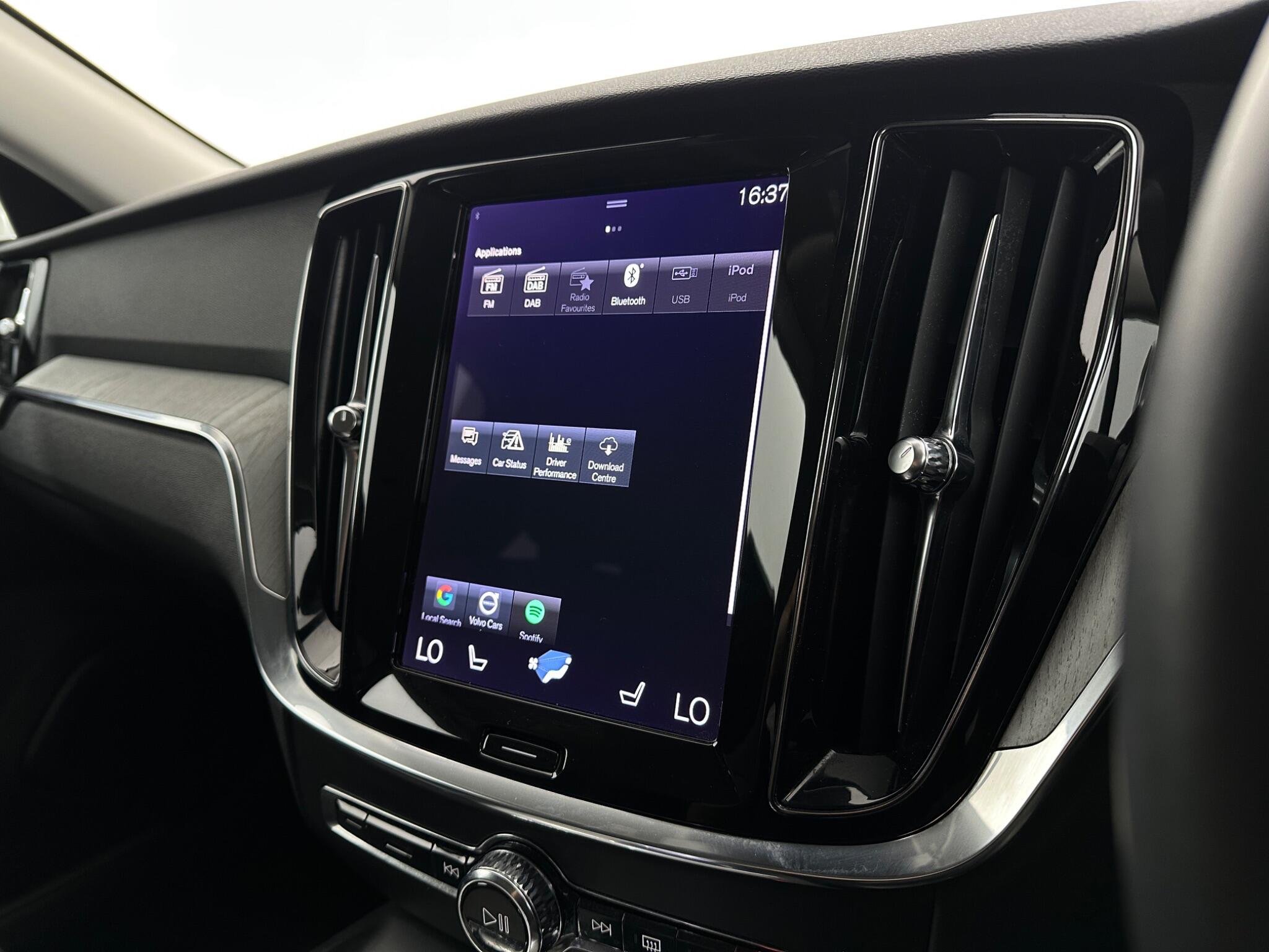 Volvo V60 view 25