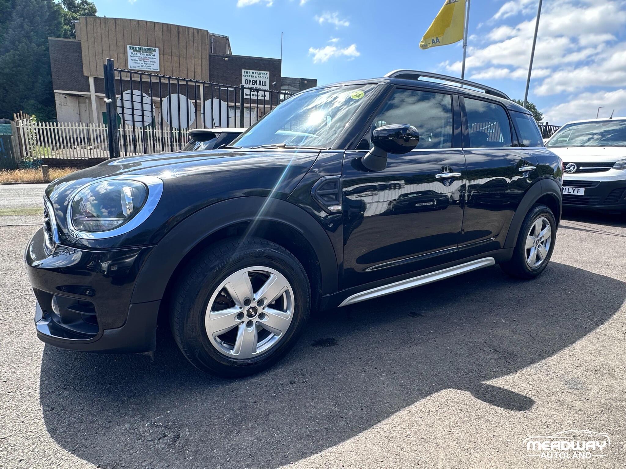 Mini Countryman view 11
