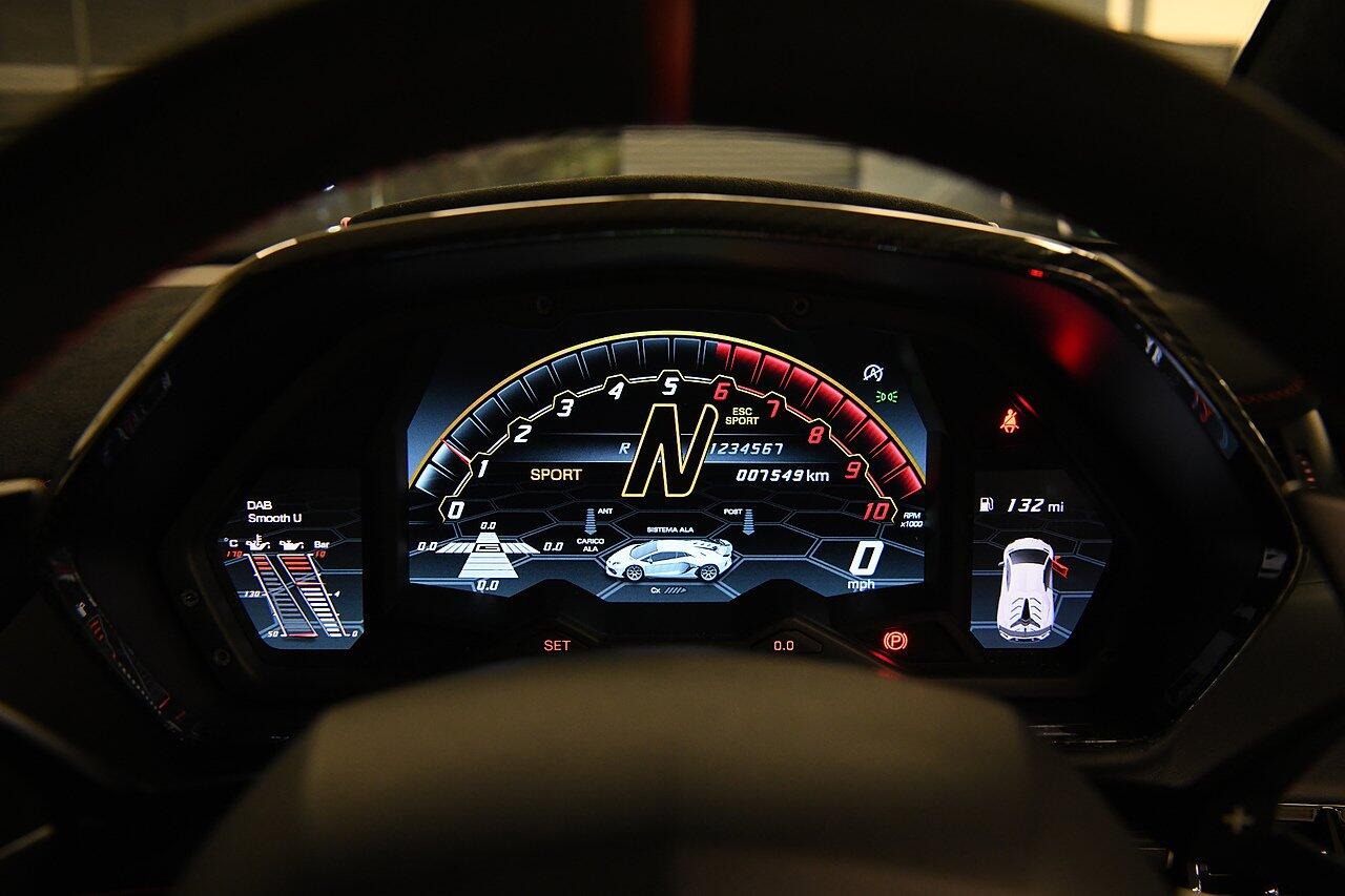 Lamborghini Aventador view 22