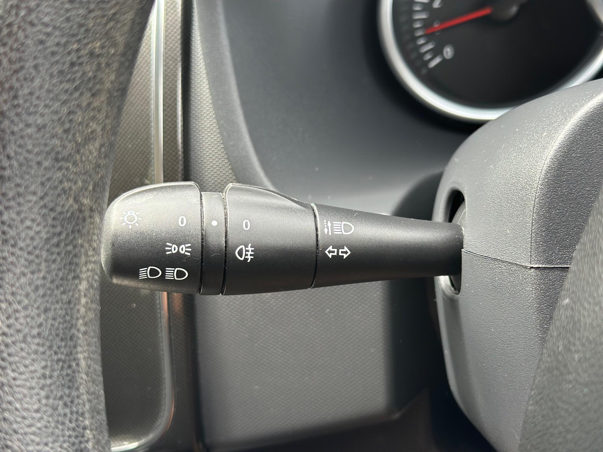 Dacia Sandero view 27