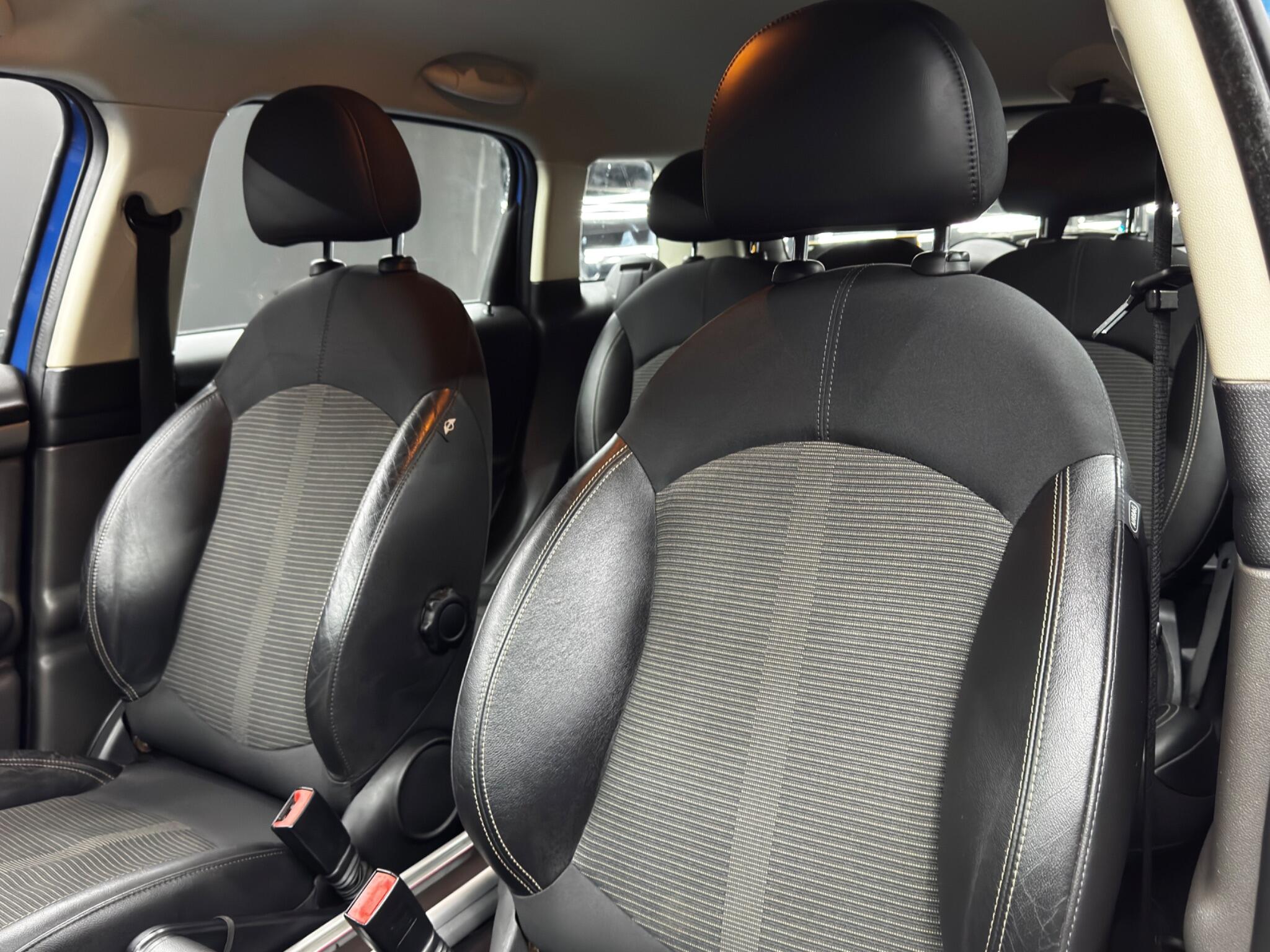 Mini Countryman view 14