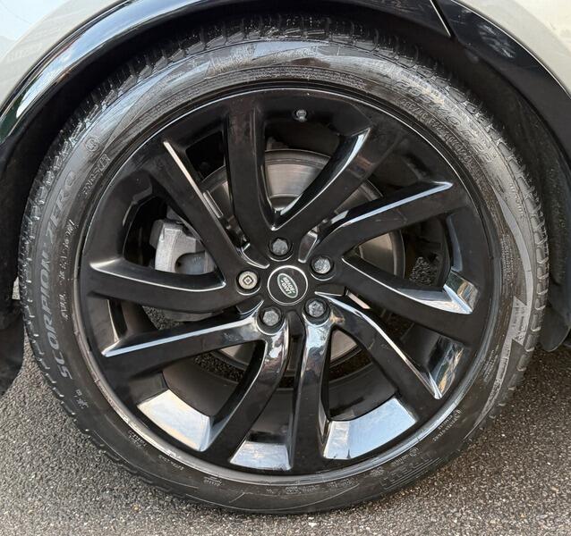 Land Rover Discovery 3 view 28