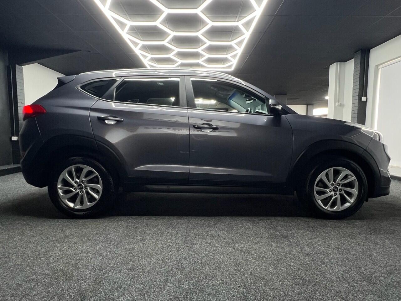 Hyundai Tucson view 15