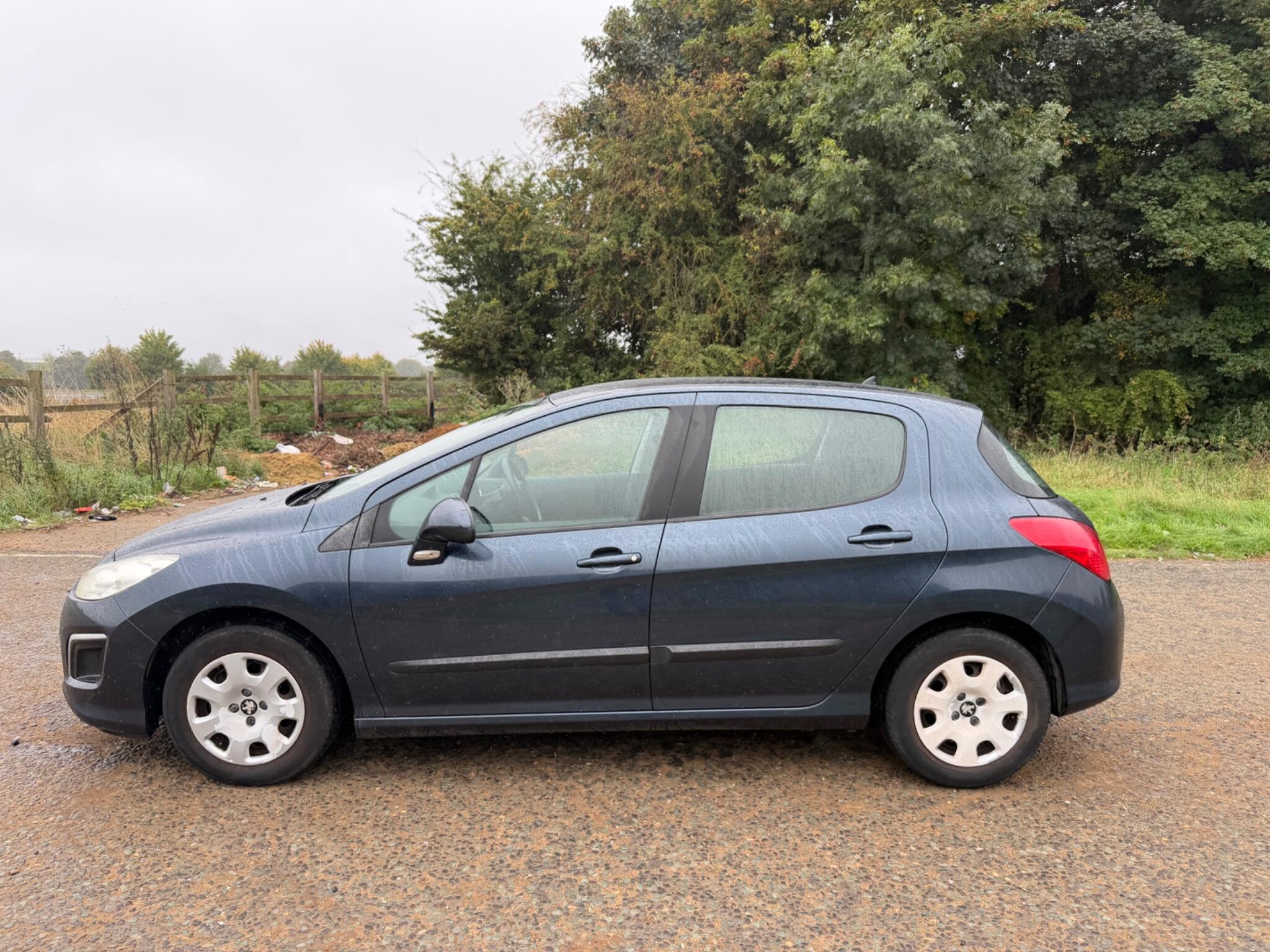 Peugeot 308 view 20