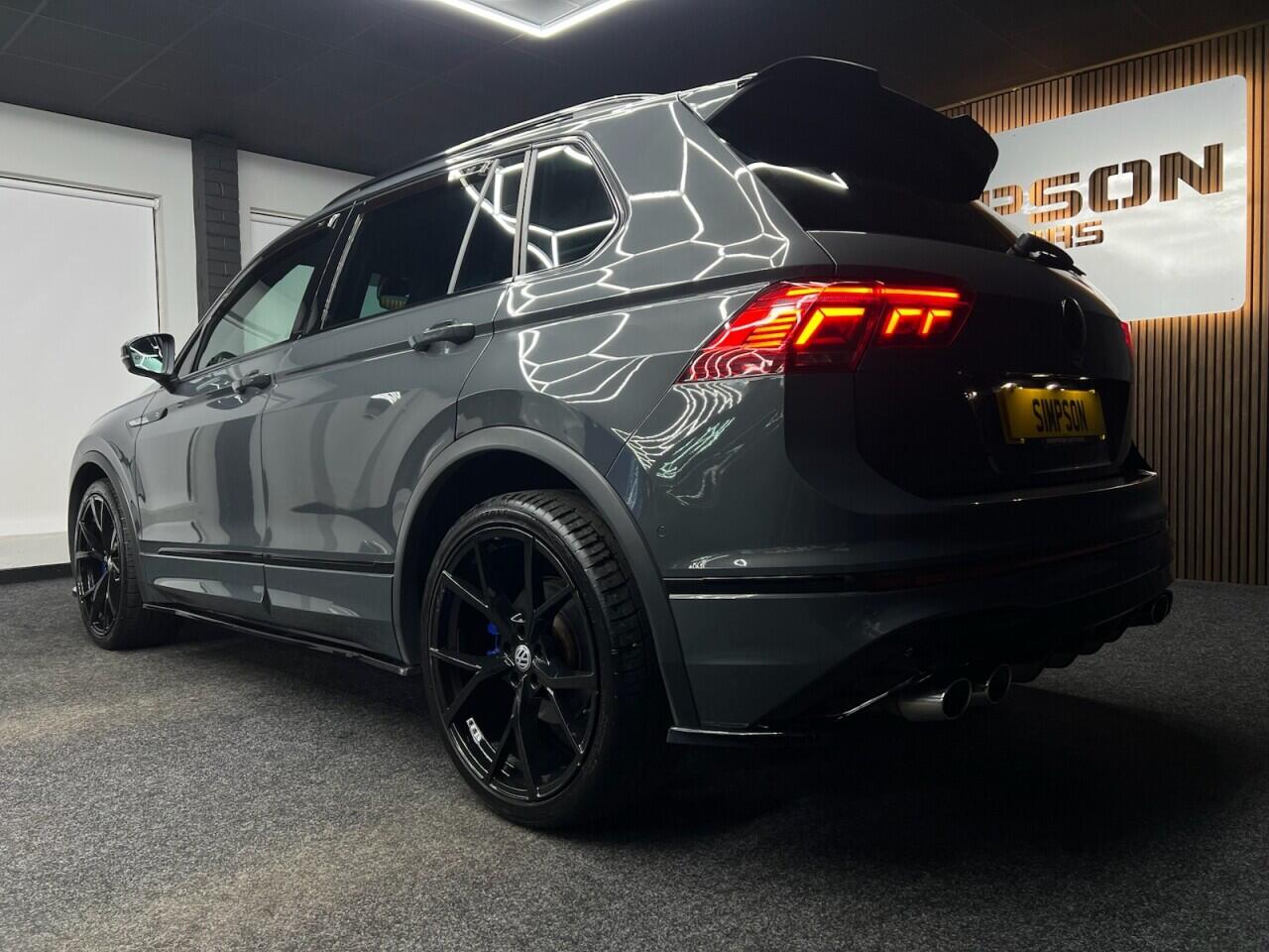 Volkswagen Tiguan view 5