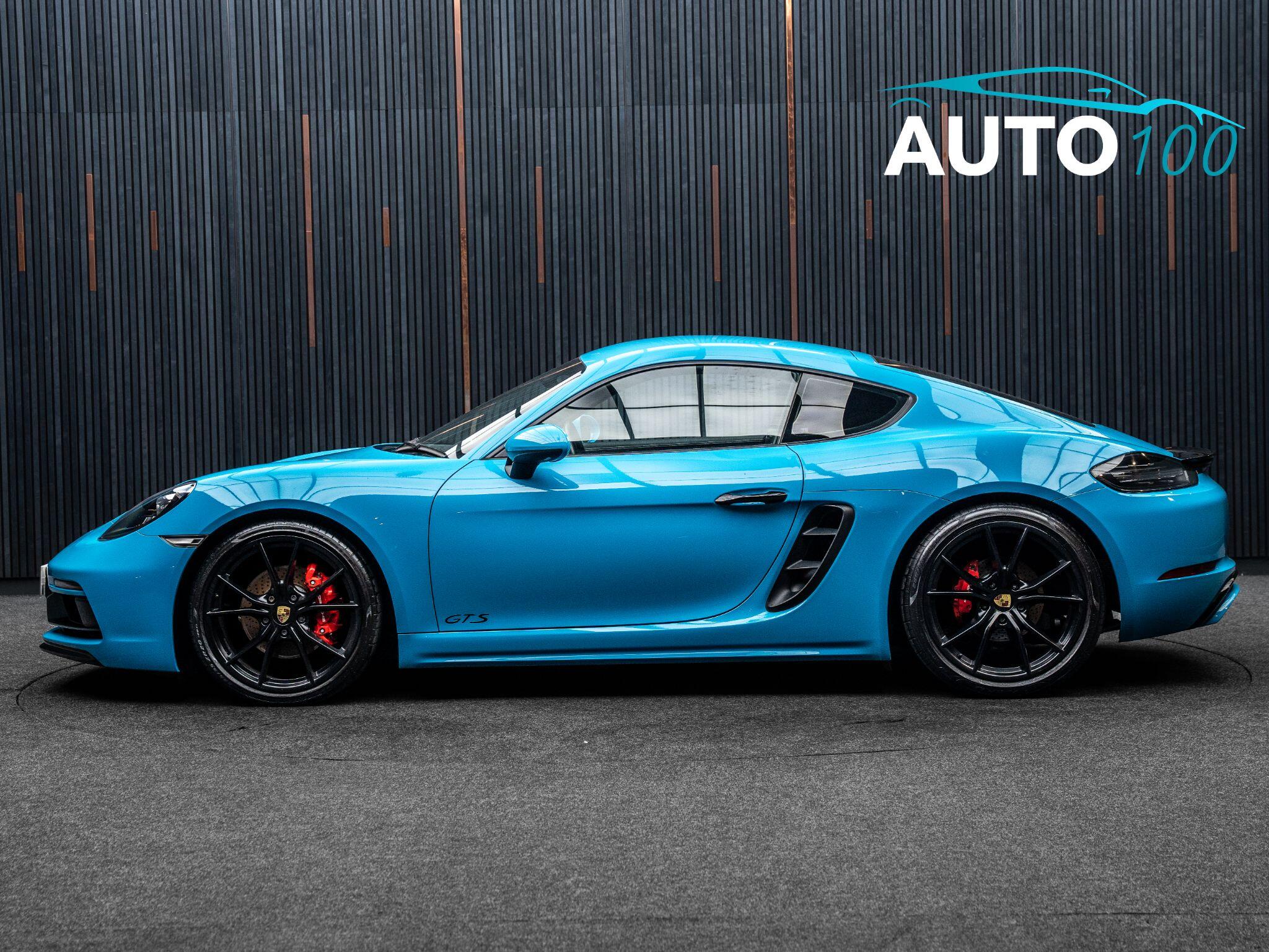 Porsche Cayman view 15