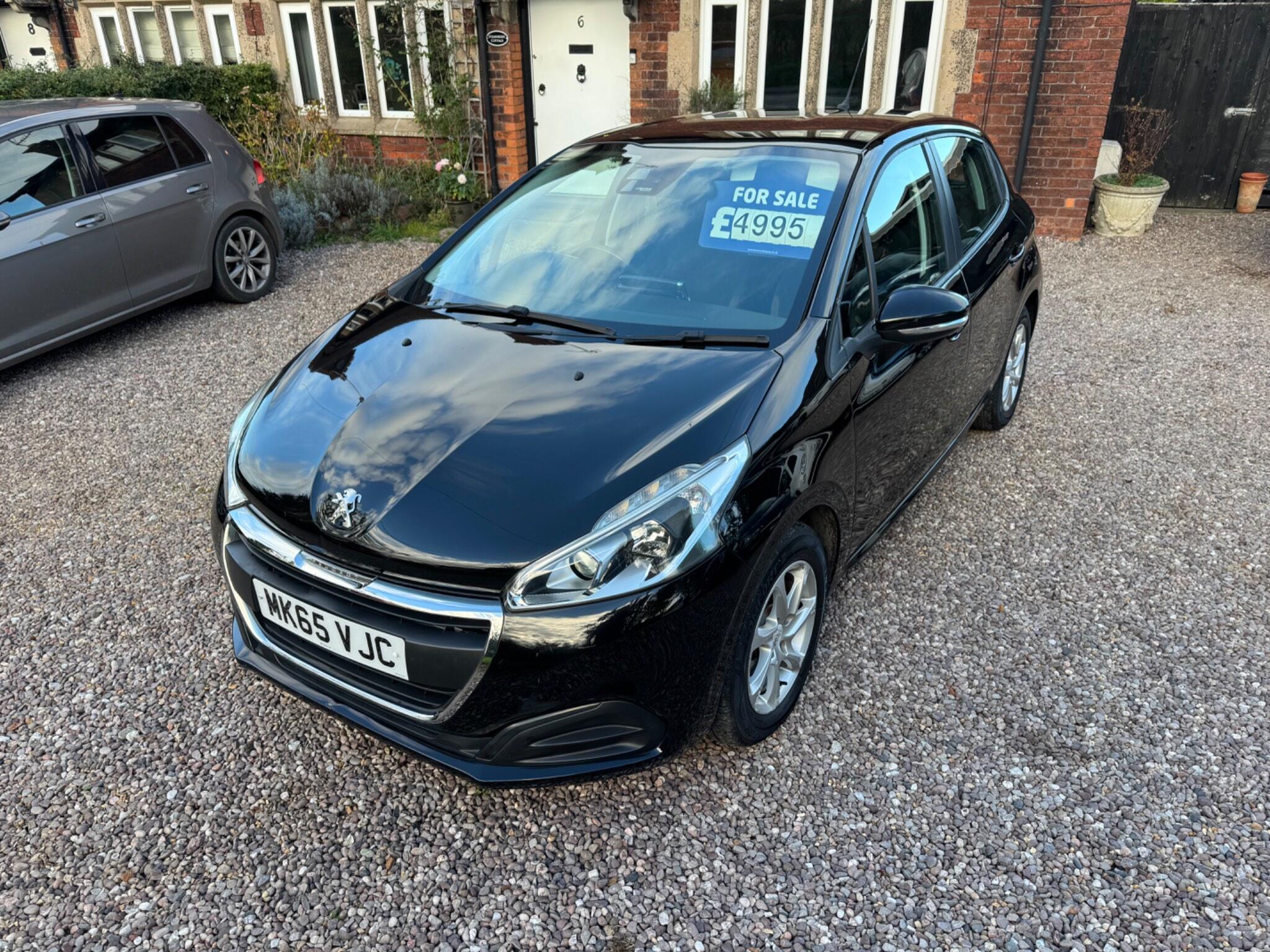 Peugeot 208