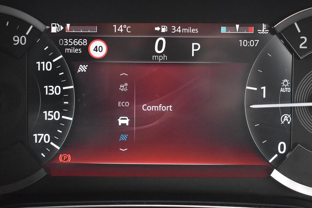 Jaguar E-Pace view 62