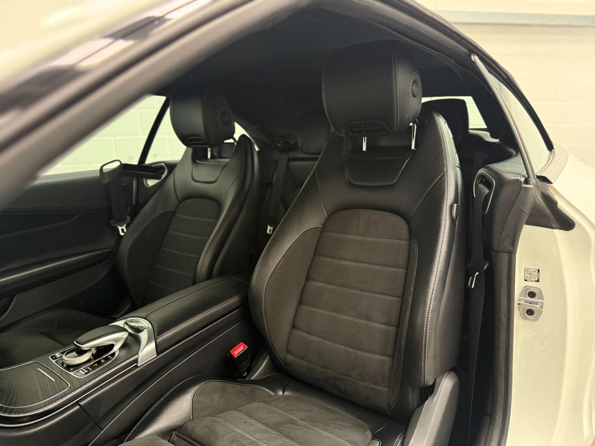 Mercedes-Benz C-Class view 22