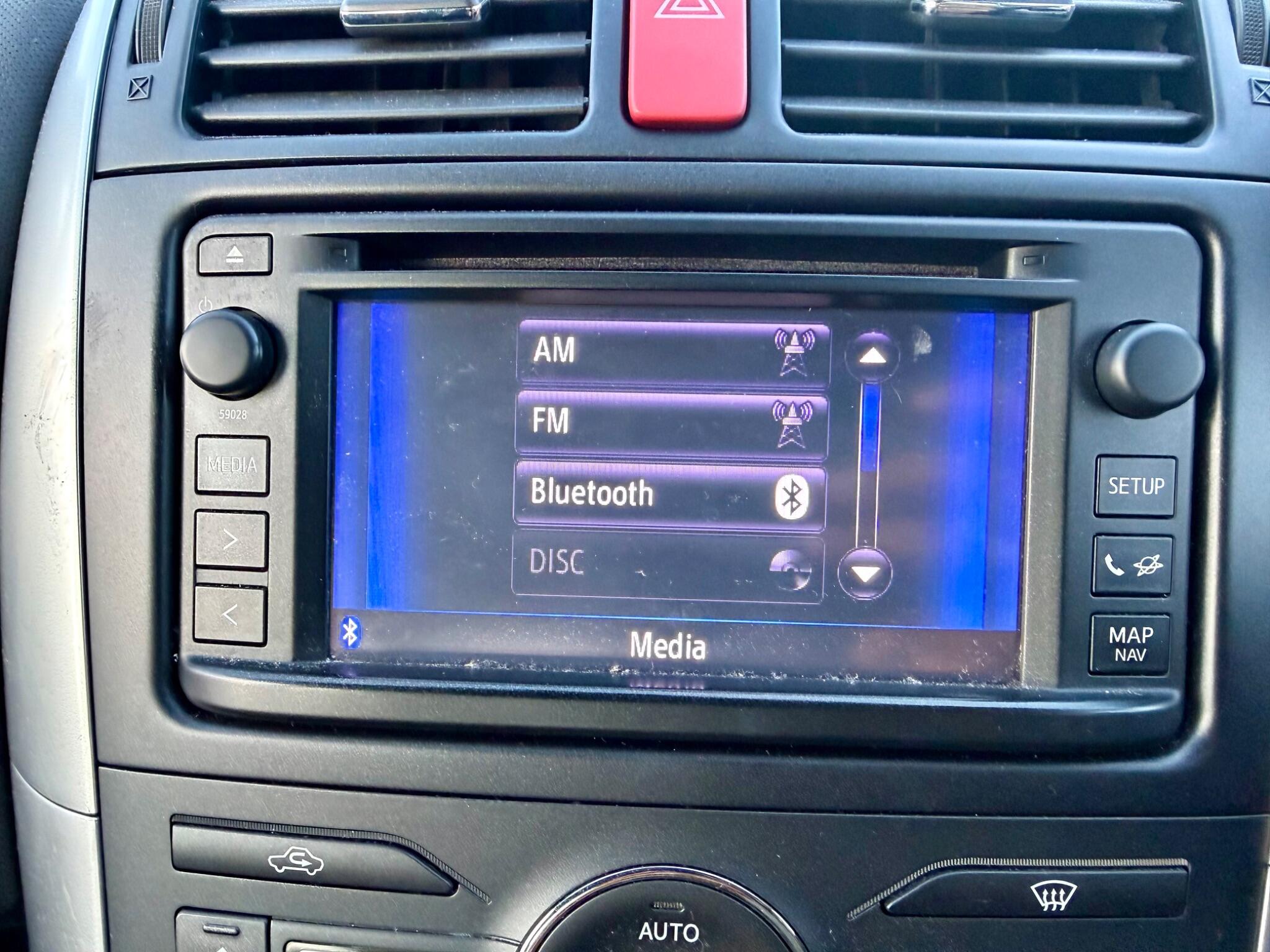 Toyota Auris view 53