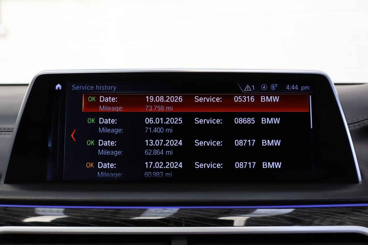 BMW 7 Series view 78