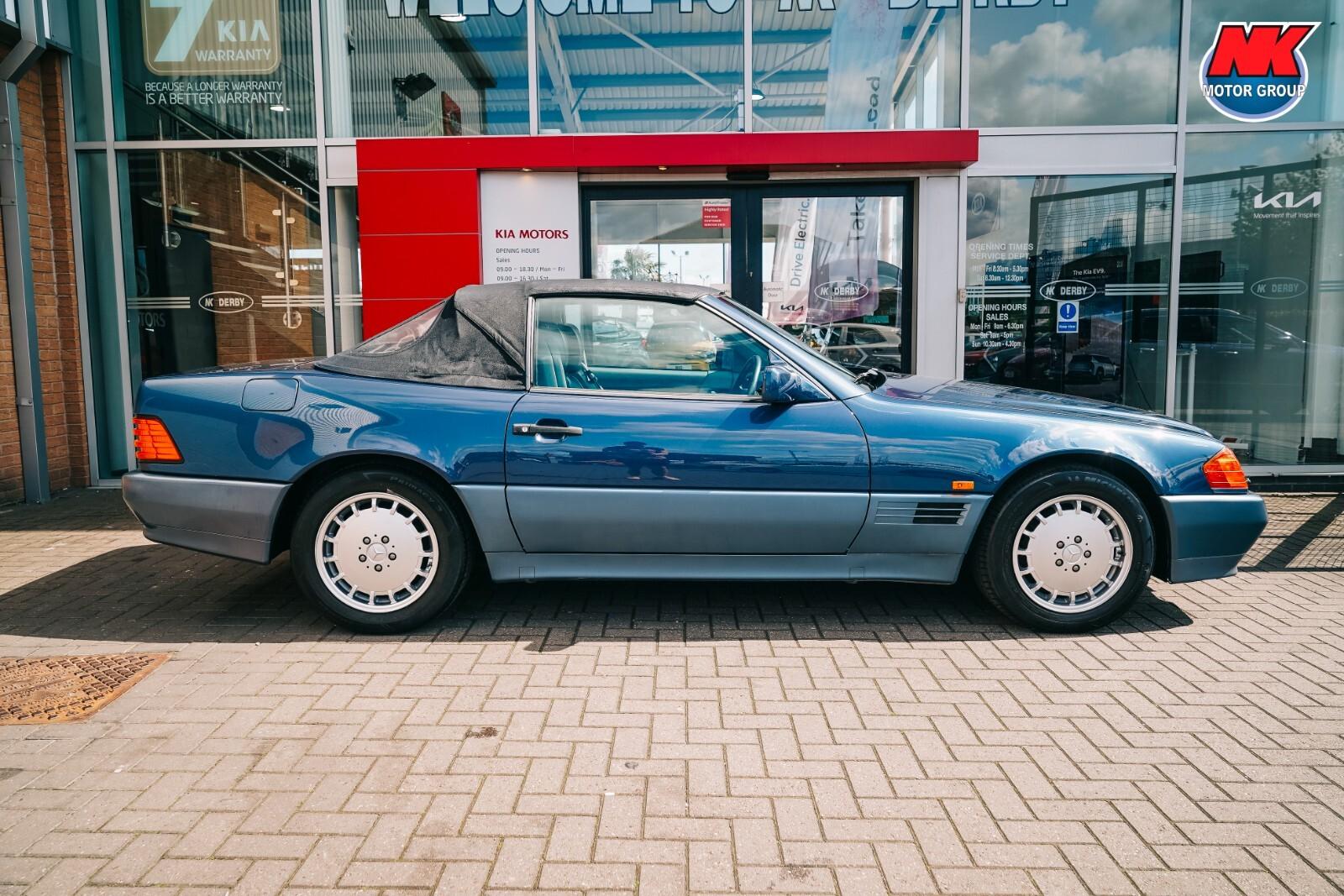 Mercedes-Benz SL view 34