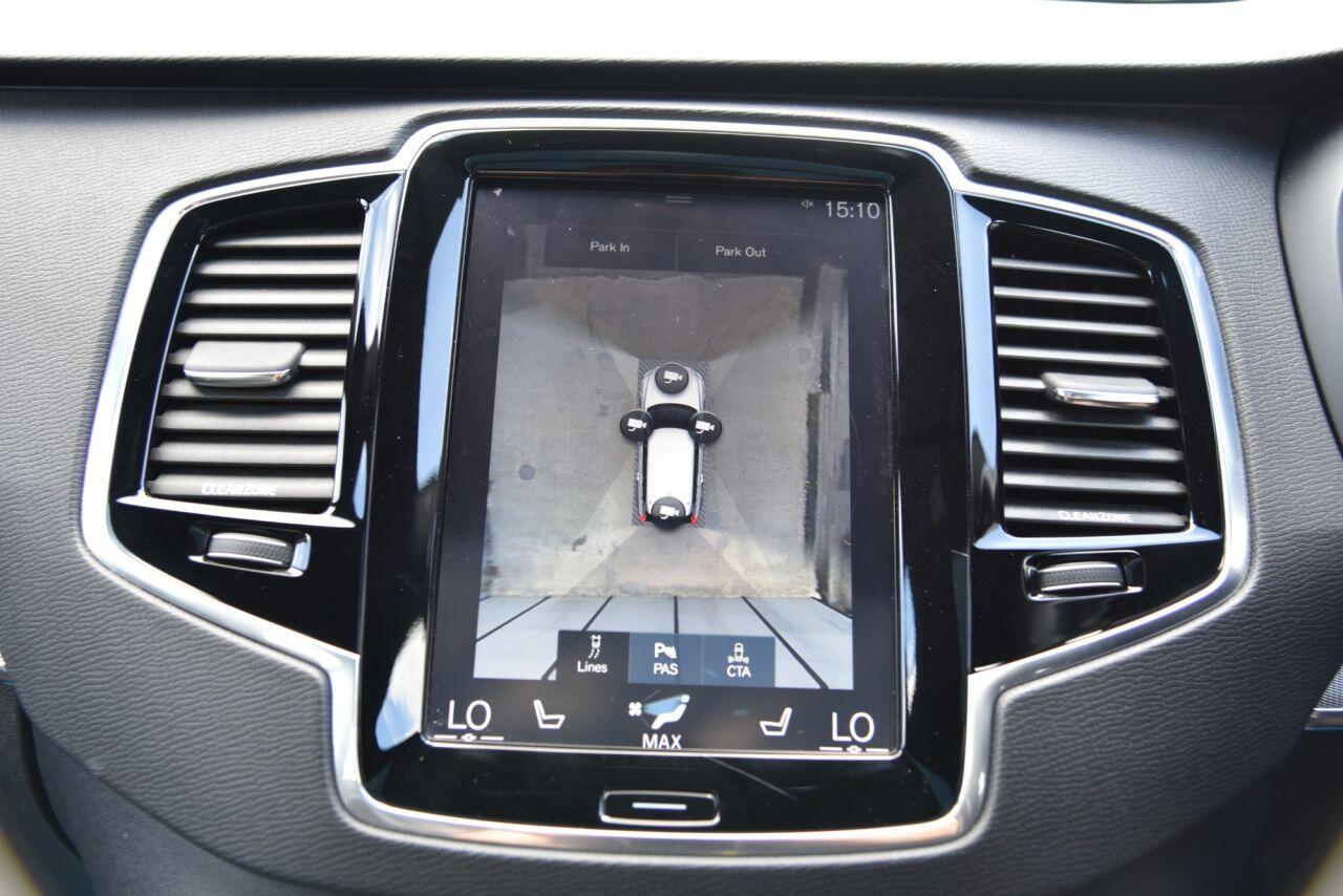 Volvo XC90 view 39