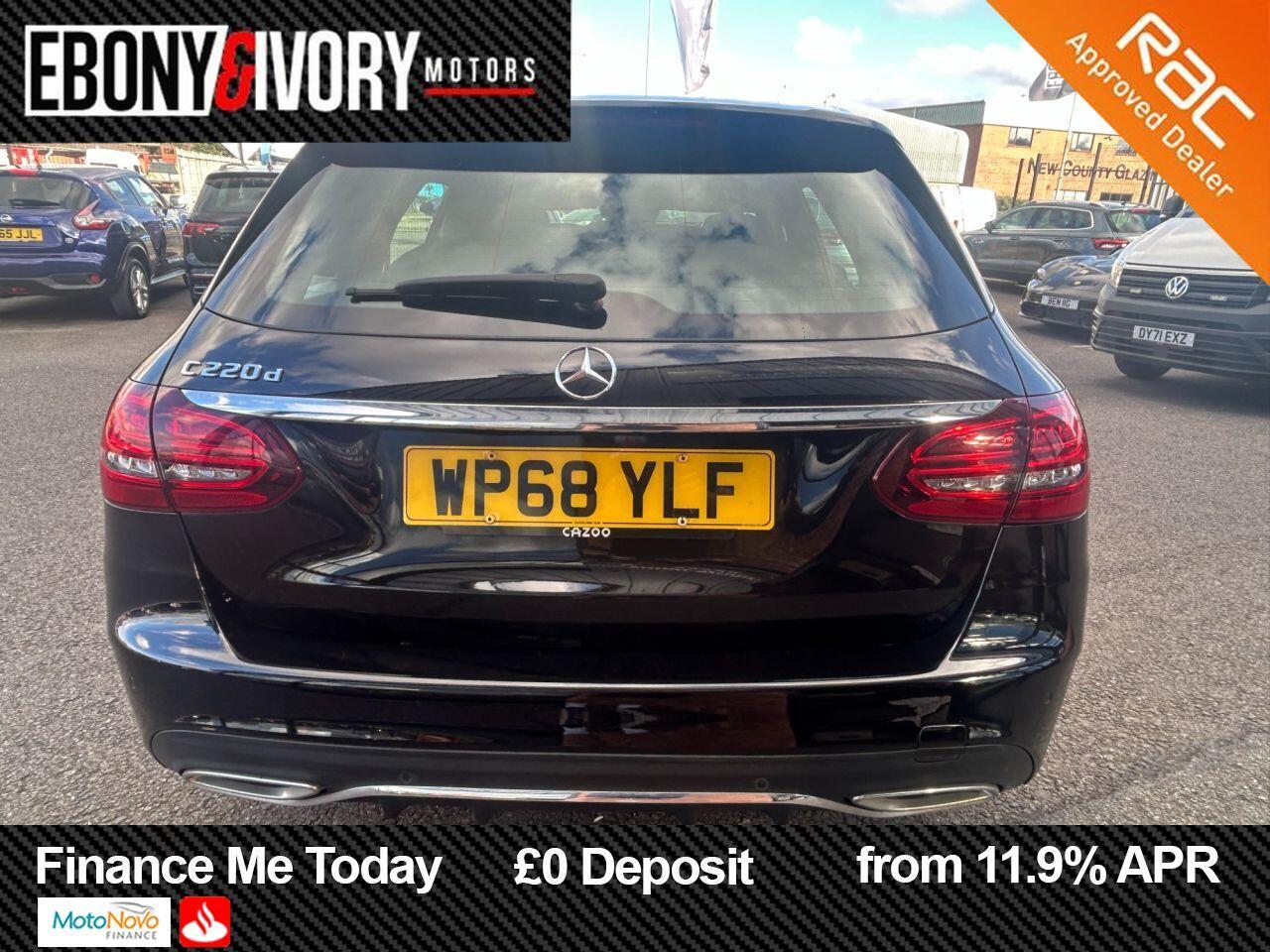 Mercedes-Benz C Class view 4