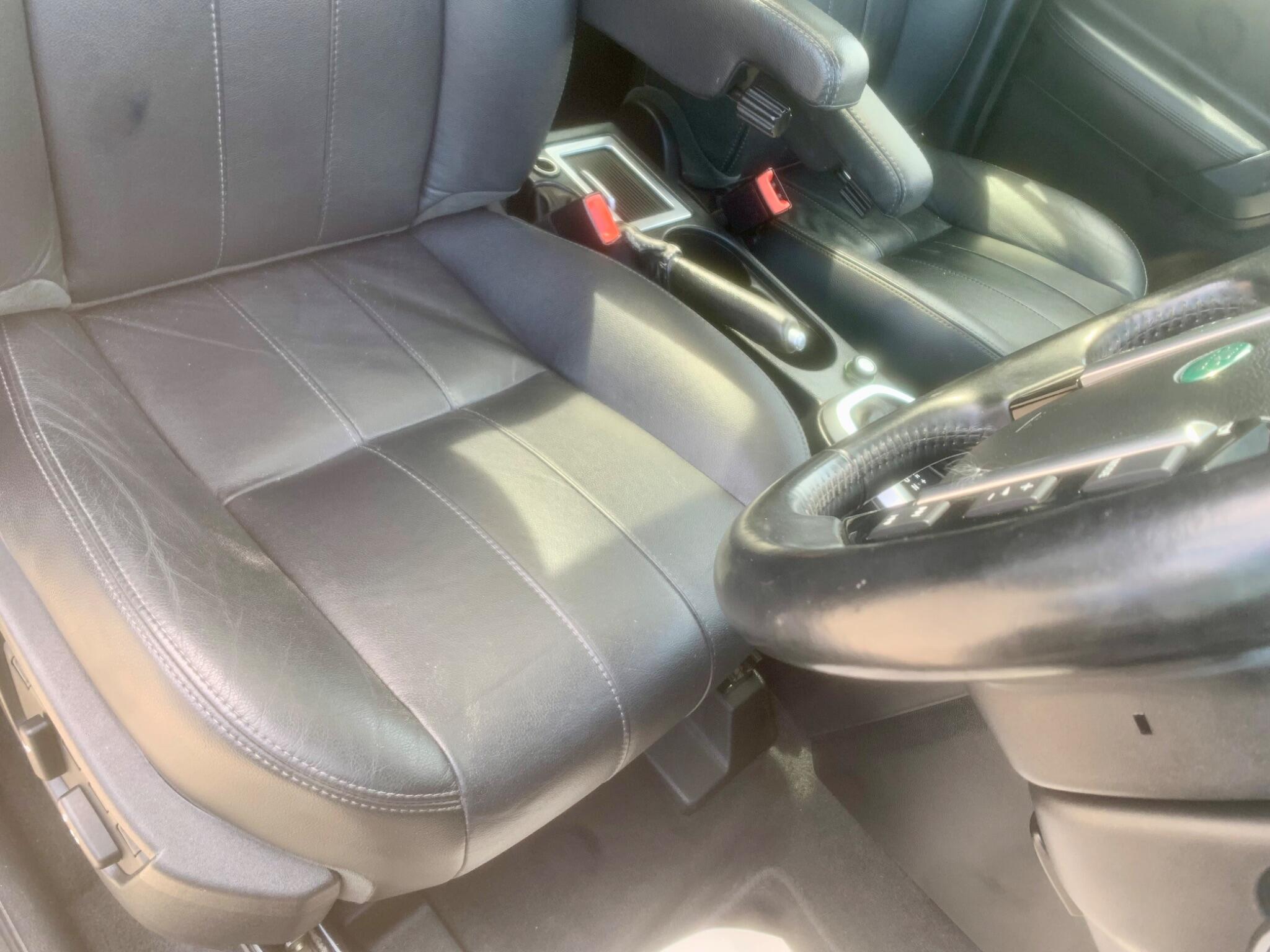 Land Rover Freelander 2 view 22