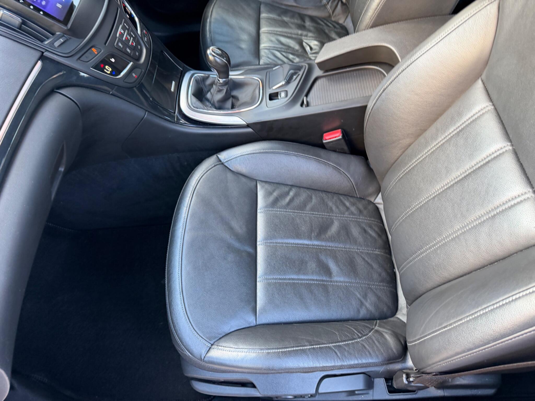 Vauxhall Insignia view 51