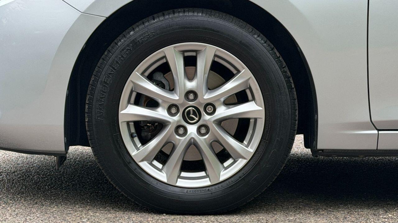 Mazda Mazda3 view 36